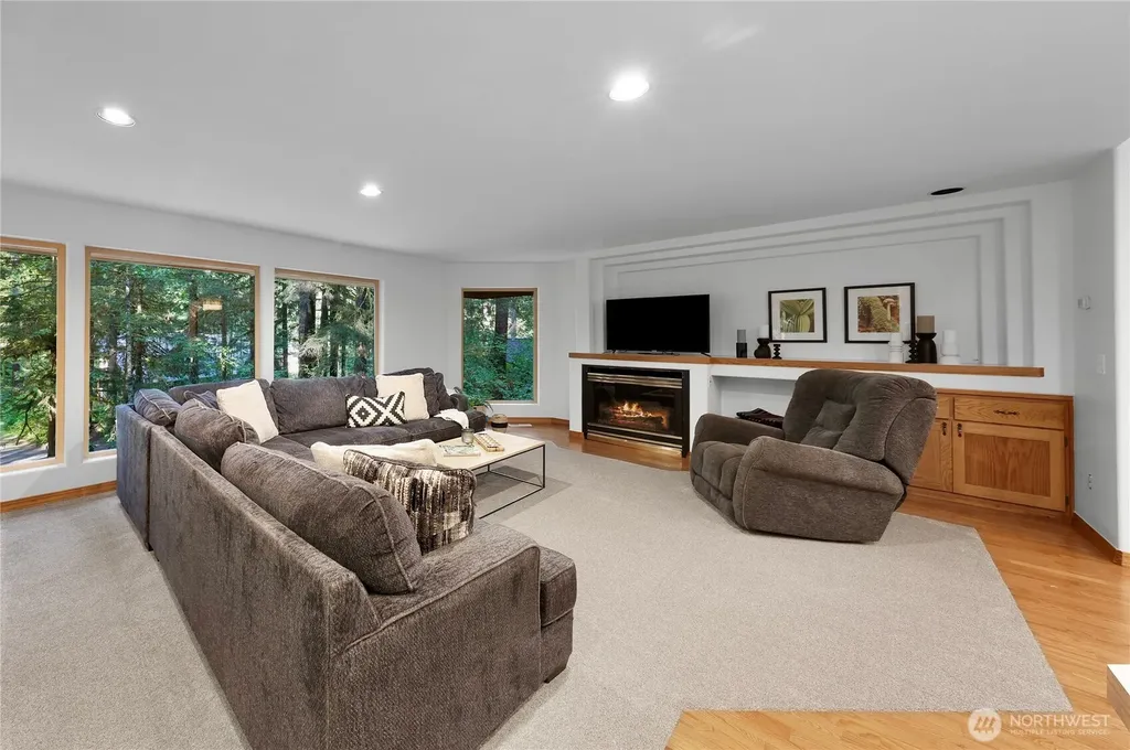 6929 Baker Circle Deming WA 98244