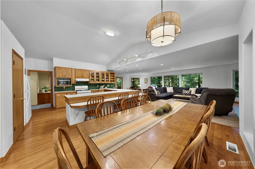 6929 Baker Circle Deming WA 98244