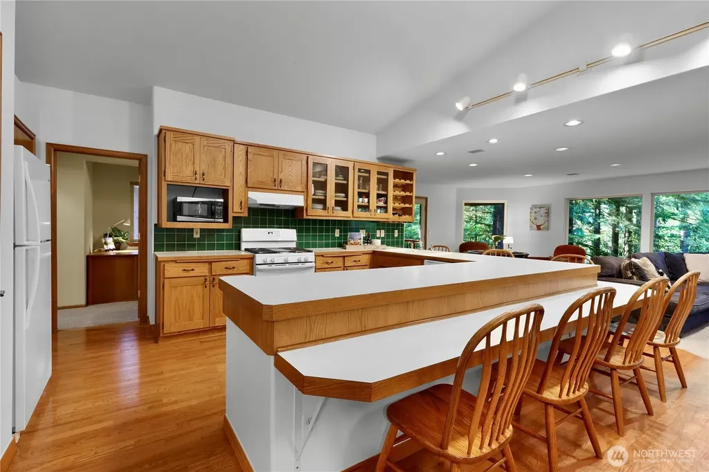 6929 Baker Circle Deming WA 98244