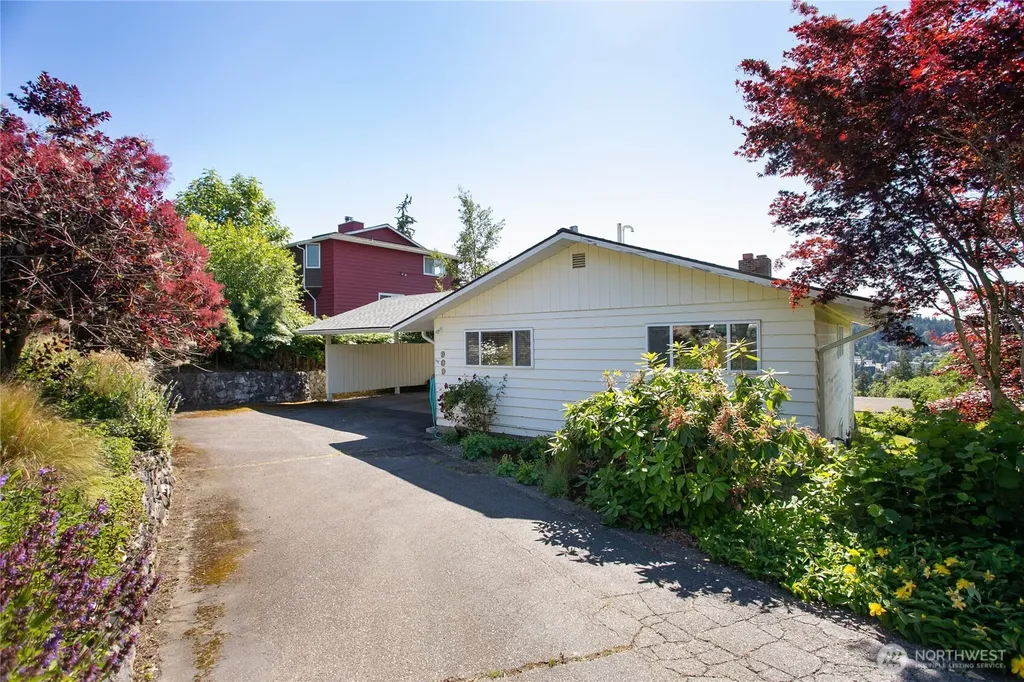 909 Queen Street Bellingham WA 98229