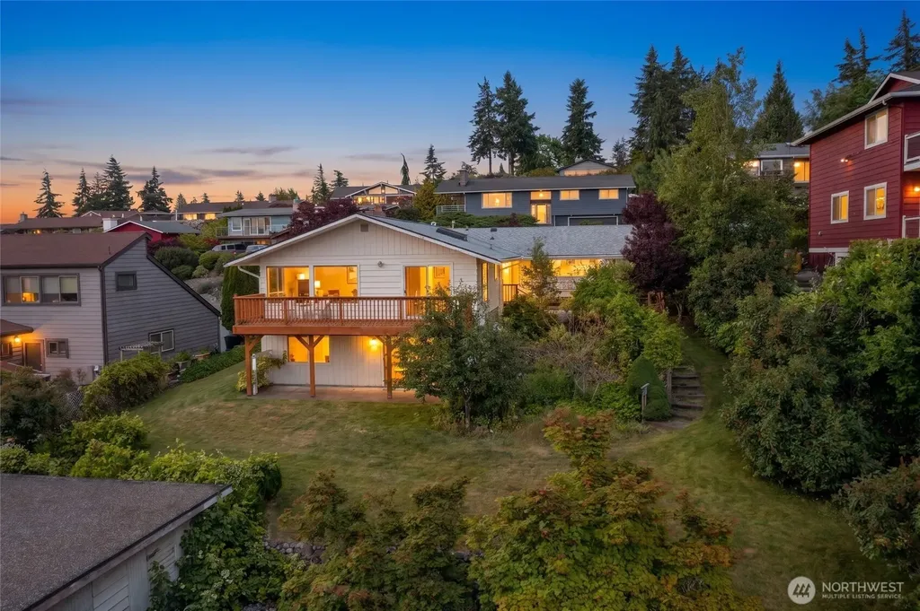 909 Queen Street Bellingham WA 98229