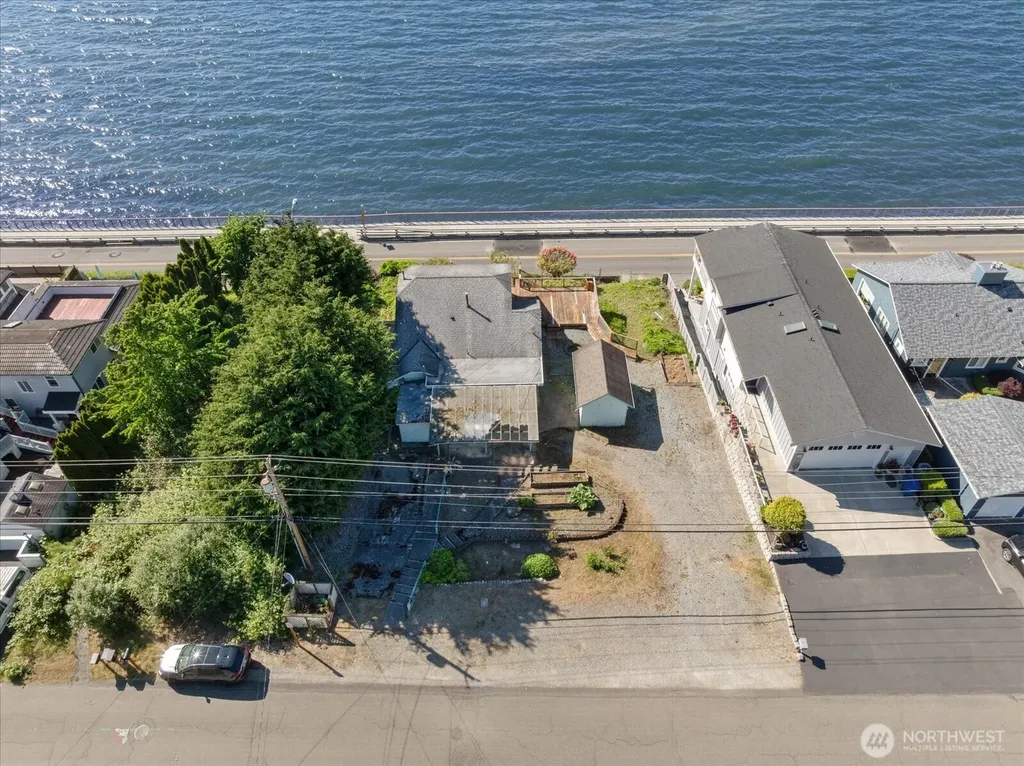 28458 Redondo Beach Drive S Des Moines WA 98198