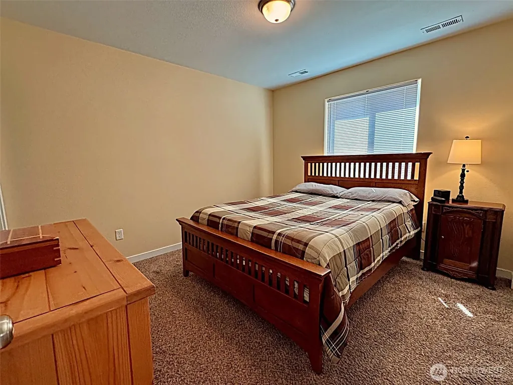 511 S Main Street Warden WA 98857