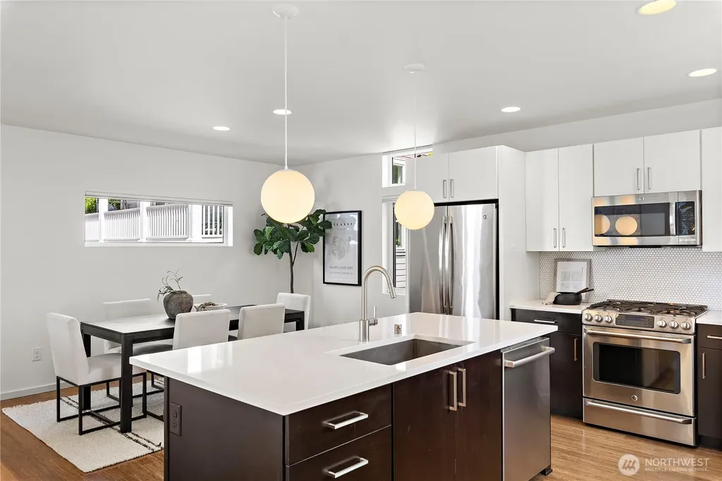 705 18th Avenue S Seattle WA 98144