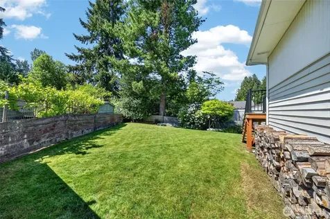 18904 66th Place W Lynnwood WA 98036