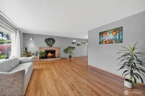 18904 66th Place W Lynnwood WA 98036