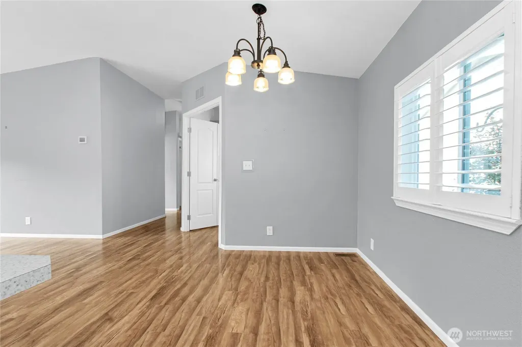 4264 Lakeview Lane SE Lacey WA 98503
