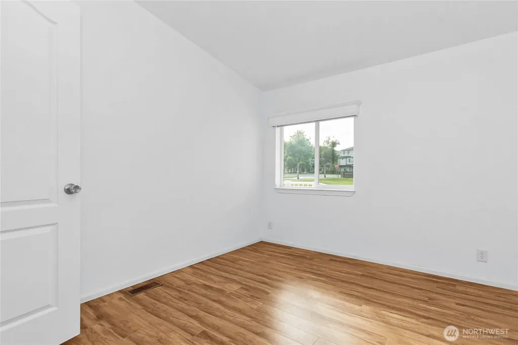 4264 Lakeview Lane SE Lacey WA 98503