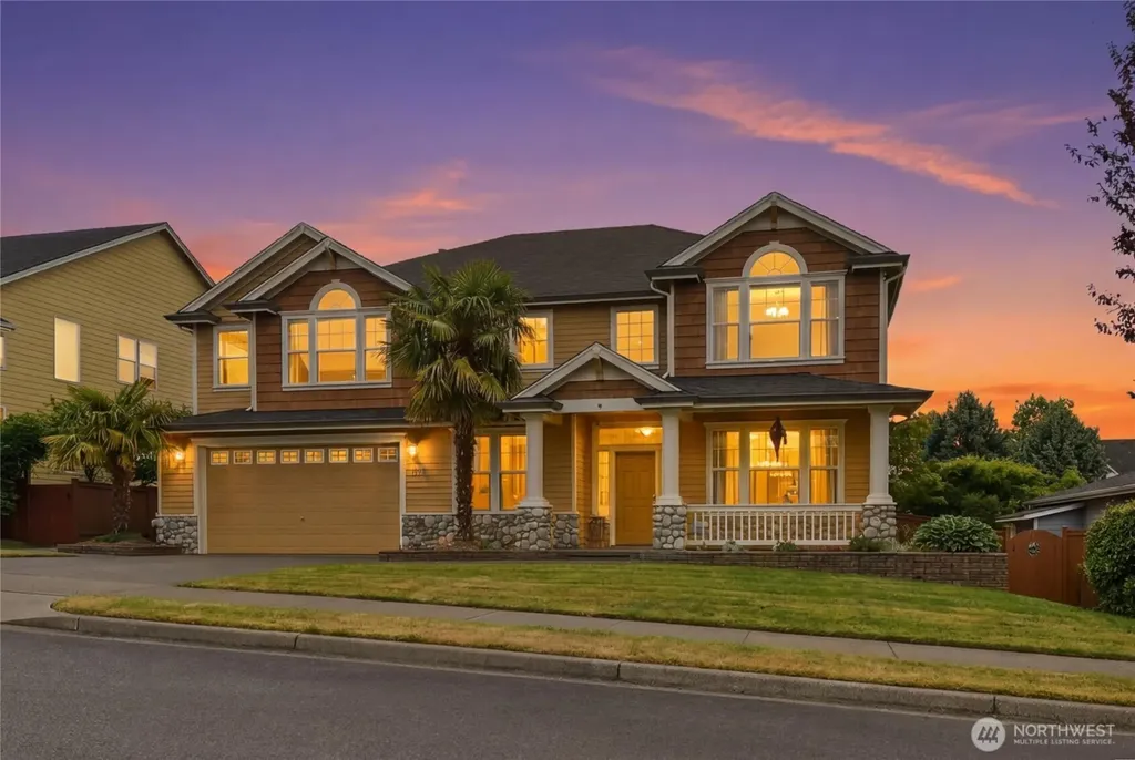 1948 Lighthouse Lane NE Tacoma WA 98422
