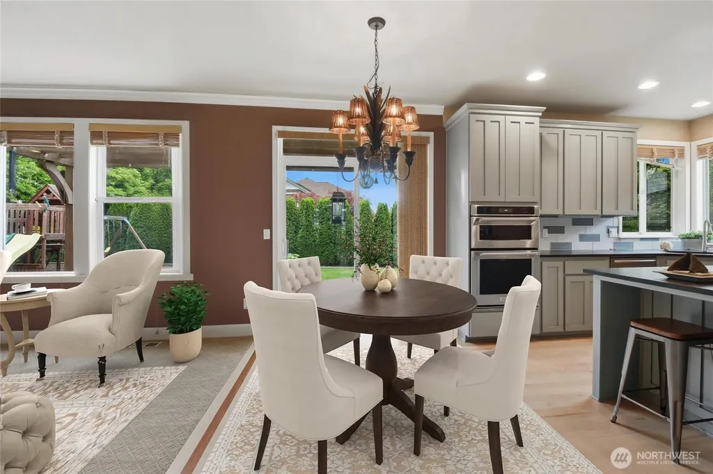 1948 Lighthouse Lane NE Tacoma WA 98422