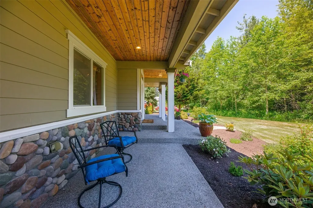 18421 25th Drive NW Stanwood WA 98292