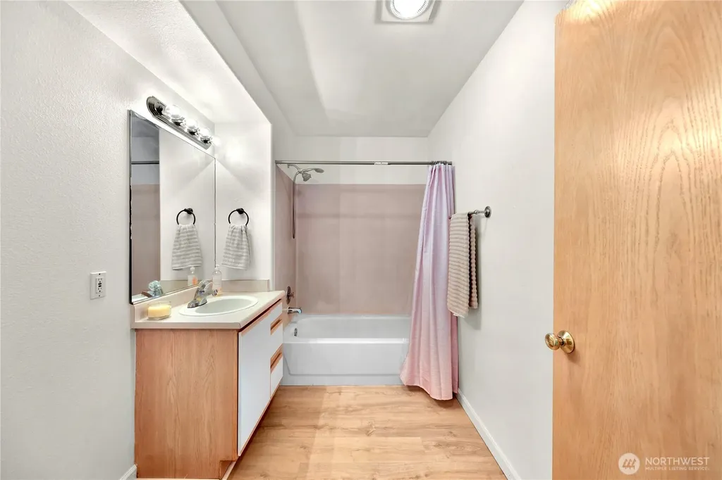 4229 Wintergreen Circle Bellingham WA 98226