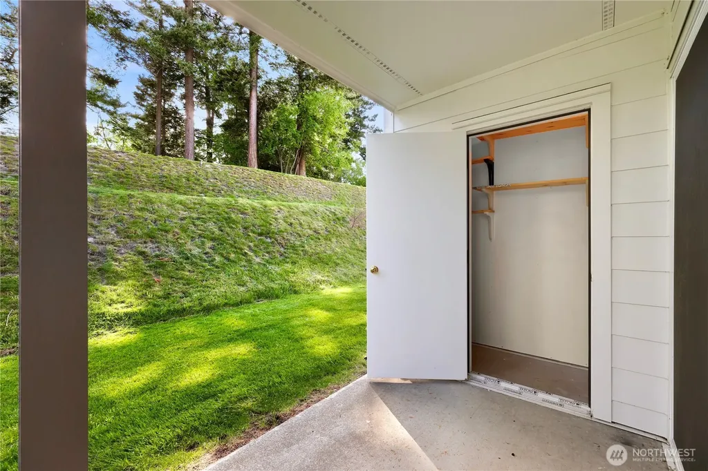 4229 Wintergreen Circle Bellingham WA 98226