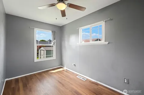 522 S 51st Street Tacoma WA 98408