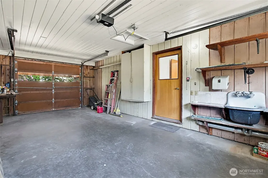 1410 SW 149th Street Burien WA 98166