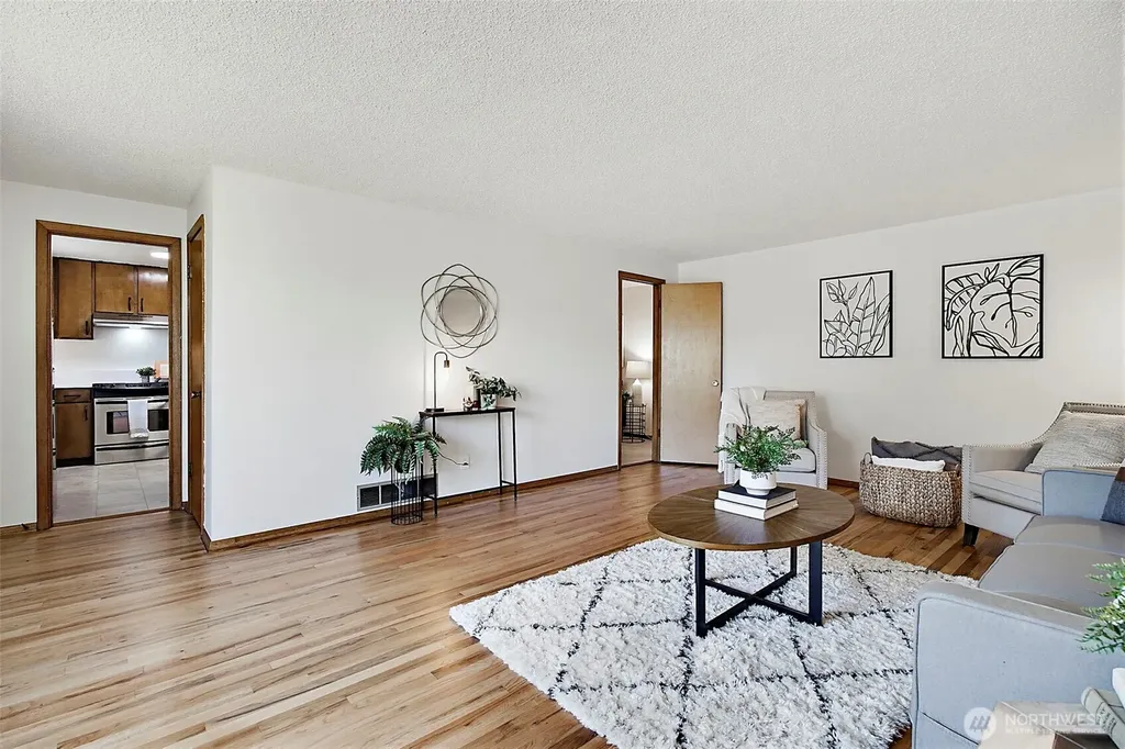 1410 SW 149th Street Burien WA 98166