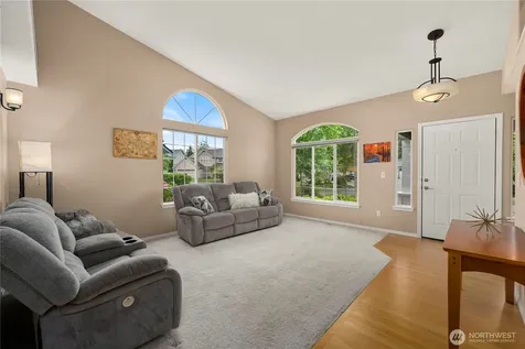 16910 132nd Avenue E Puyallup WA 98374