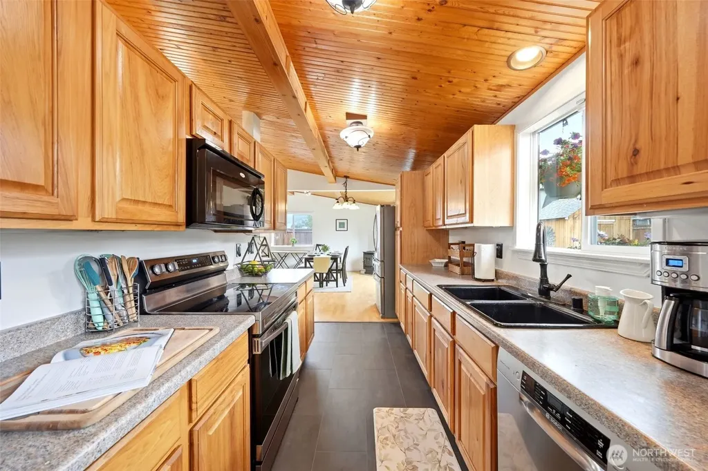 705 E Stanley Place Granite Falls WA 98252