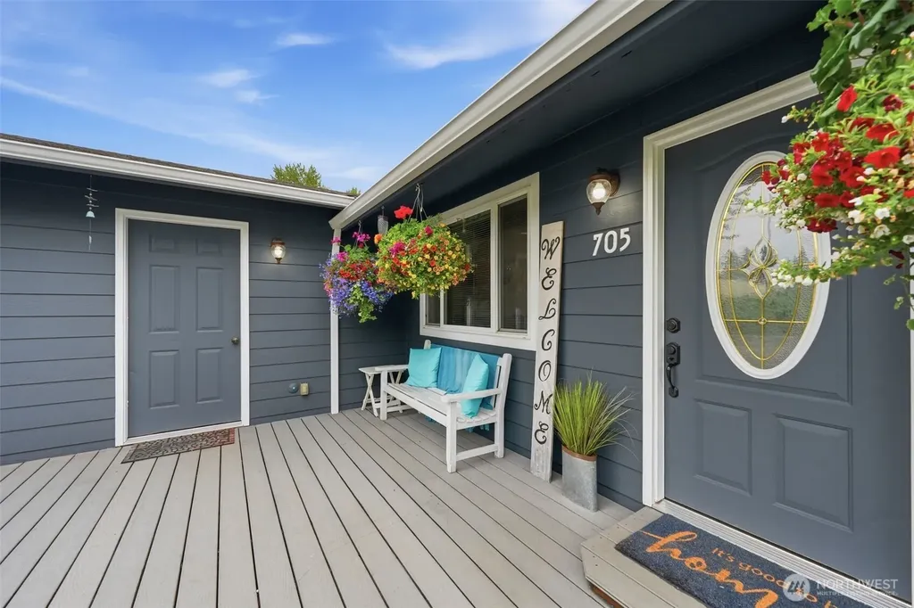 705 E Stanley Place Granite Falls WA 98252