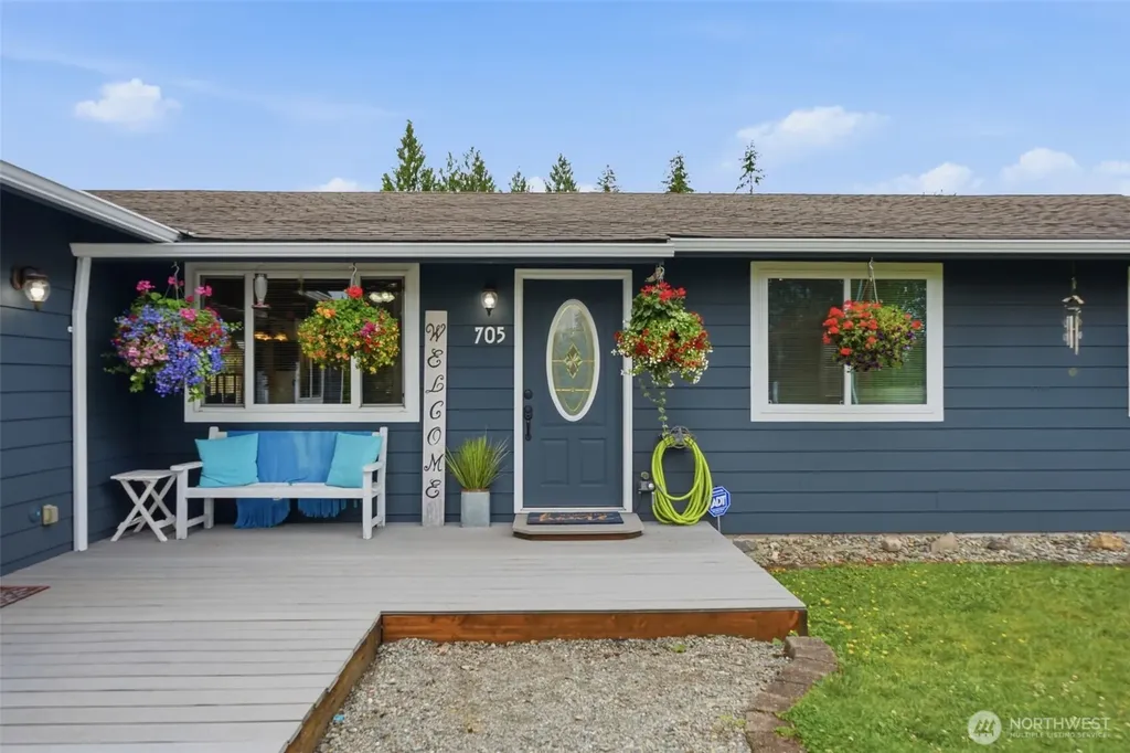 705 E Stanley Place Granite Falls WA 98252