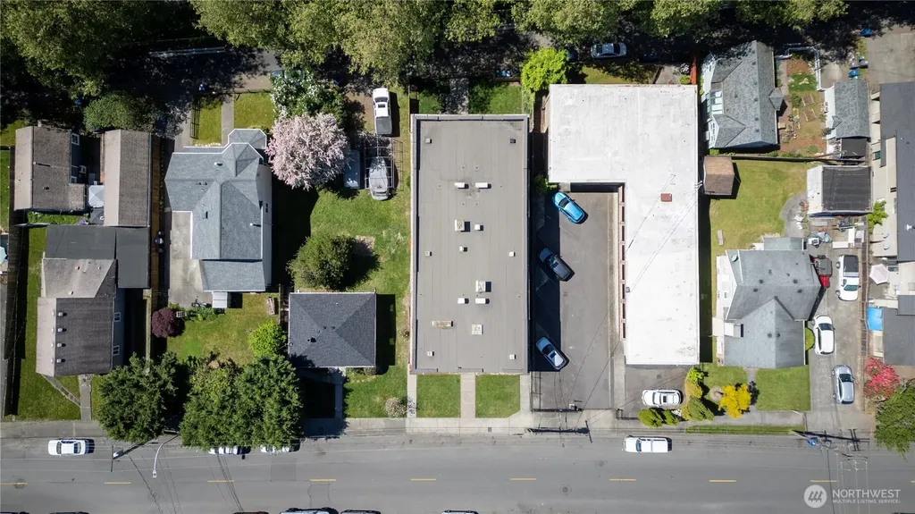 1003 N 1st Street Renton WA 98057