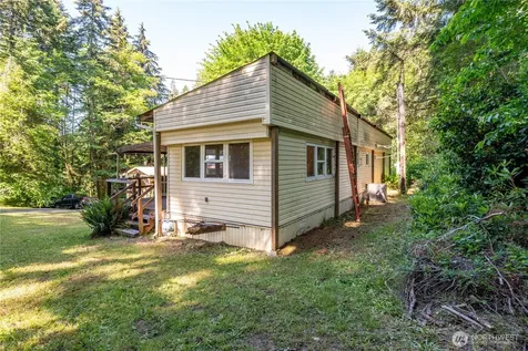 198 Burnett Winlock WA 98596