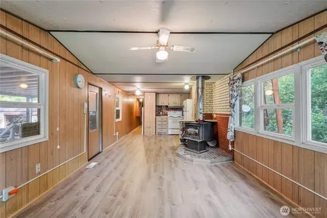 198 Burnett Winlock WA 98596