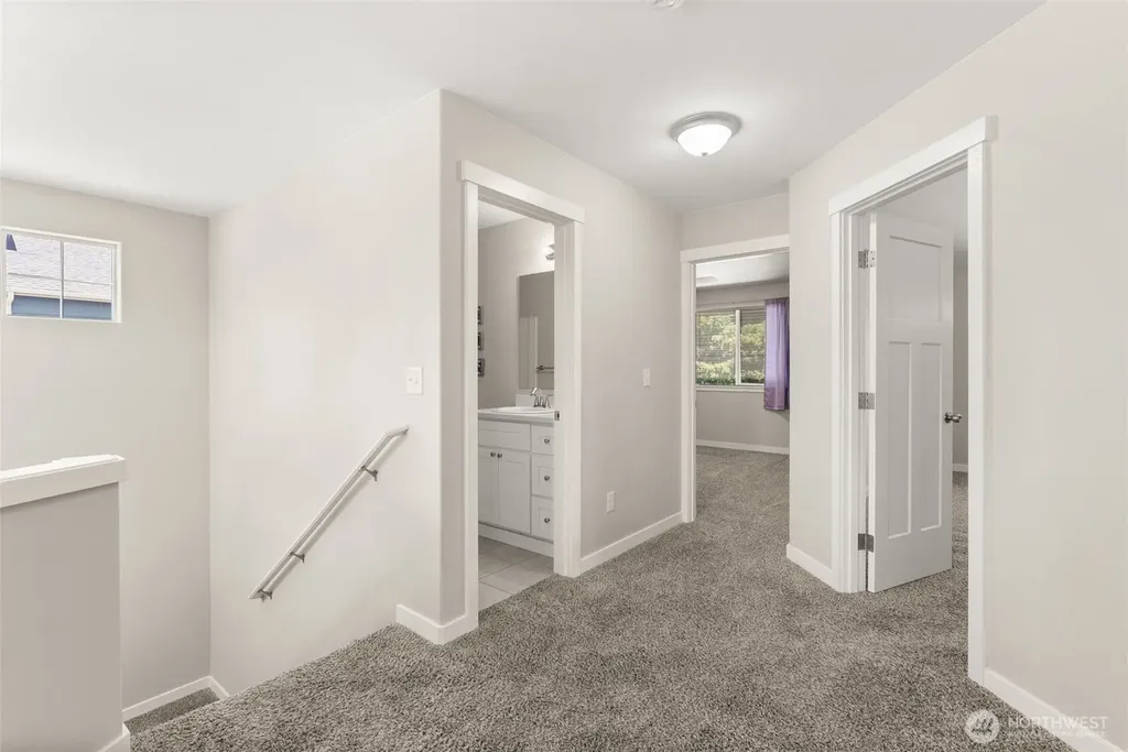 107 Brodie Street SE Rainier WA 98576