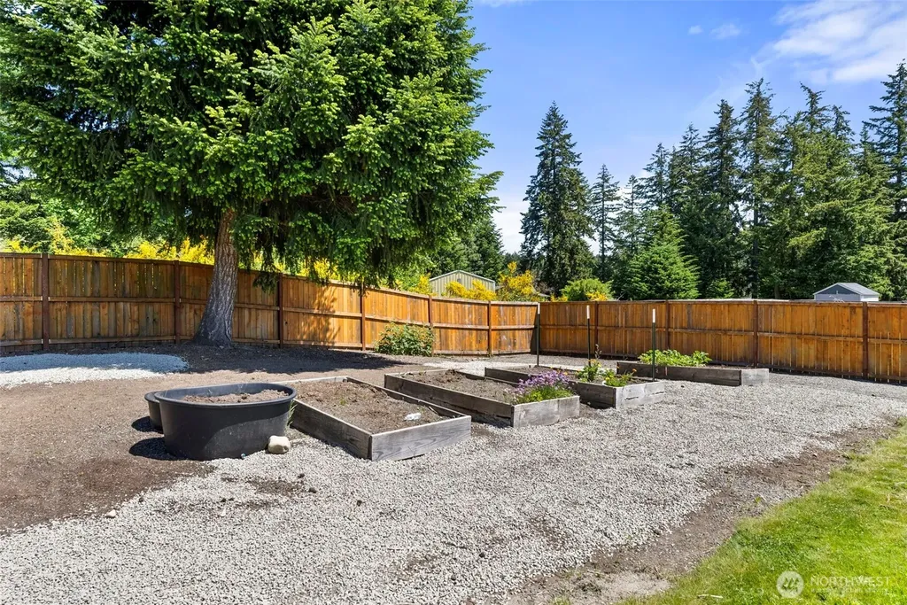 107 Brodie Street SE Rainier WA 98576
