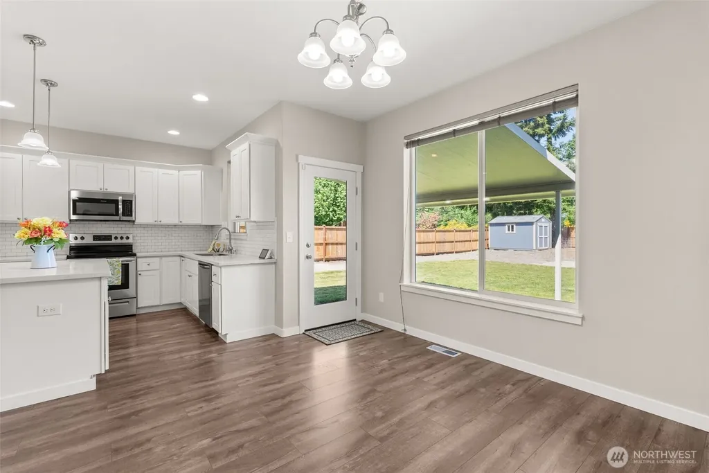 107 Brodie Street SE Rainier WA 98576