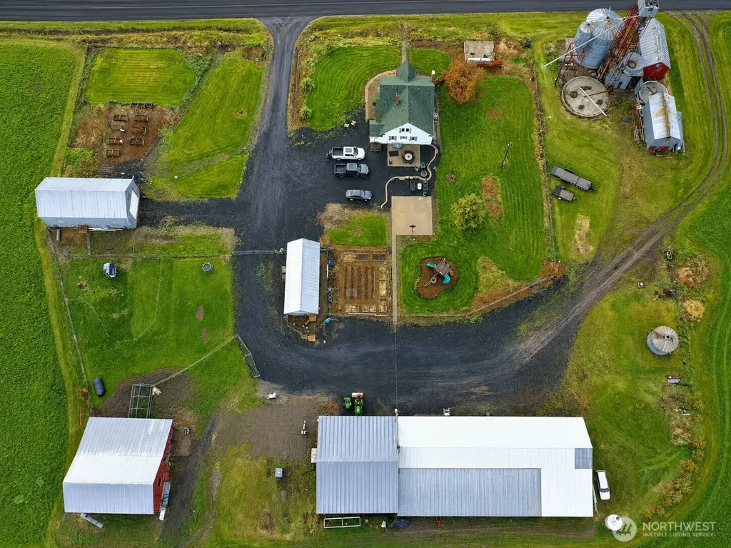 39919 S Farmington Road Latah WA 99018