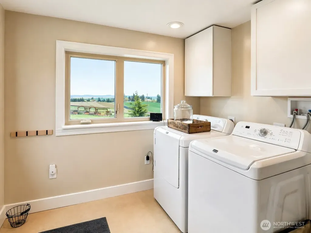 39919 S Farmington Road Latah WA 99018
