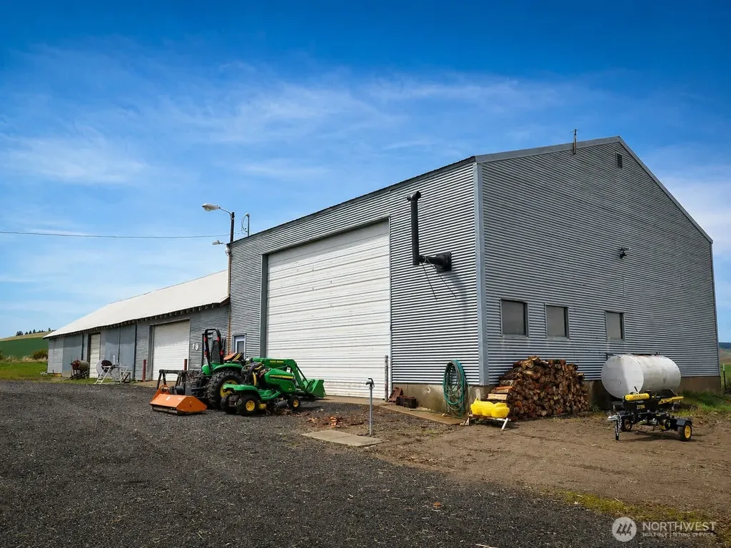 39919 S Farmington Road Latah WA 99018
