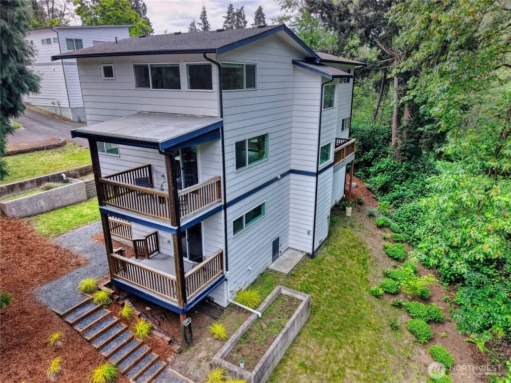 5942 21st Avenue SW Seattle WA 98106