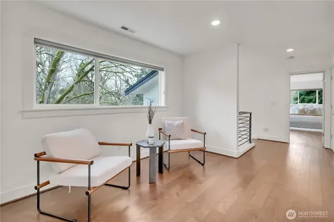 5942 21st Avenue SW Seattle WA 98106