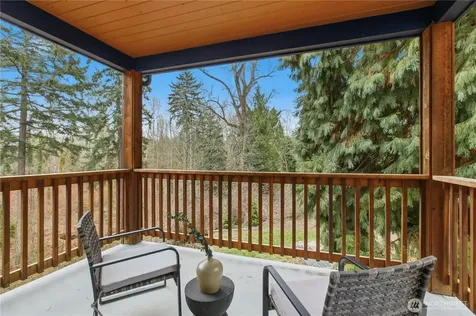 5942 21st Avenue SW Seattle WA 98106