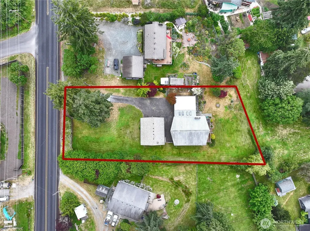 538 Bush Point Road Freeland WA 98249