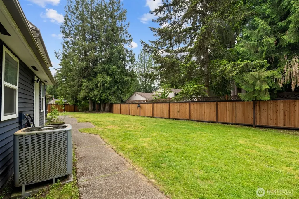 33825 133rd Ave SE Auburn WA 98092
