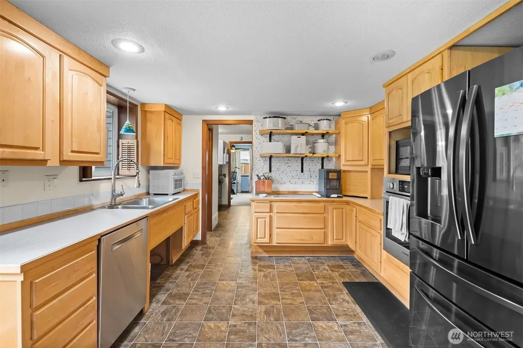 33825 133rd Ave SE Auburn WA 98092