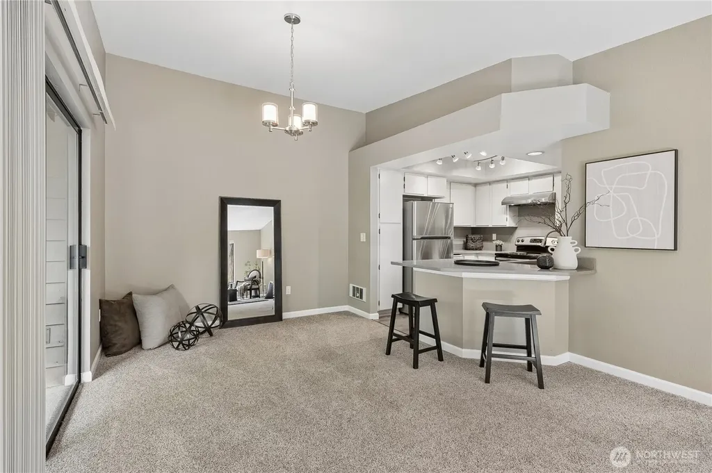 1380 Bellevue Way NE Bellevue WA 98004