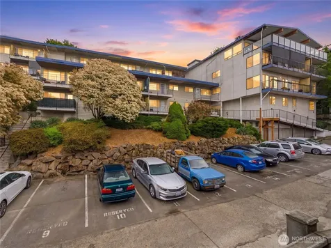 2629 14th Avenue W Seattle WA 98119
