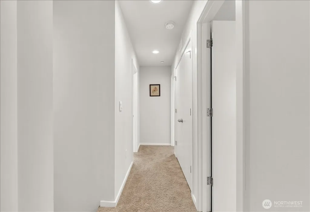 13628 Manor Way Lynnwood WA 98087