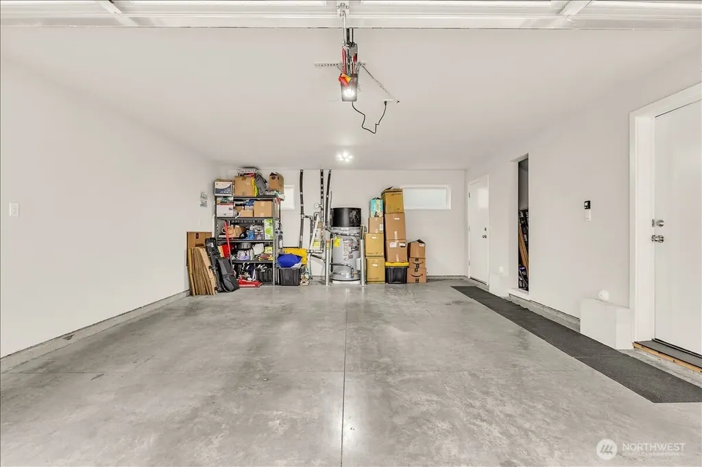 13628 Manor Way Lynnwood WA 98087