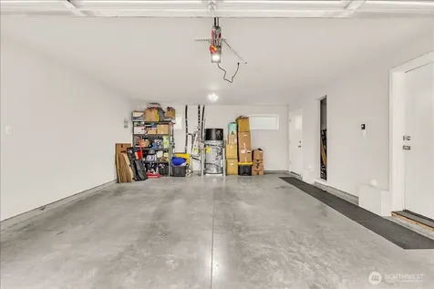 13628 Manor Way Lynnwood WA 98087