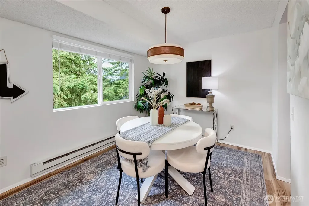 8642 164th Avenue NE Redmond WA 98052