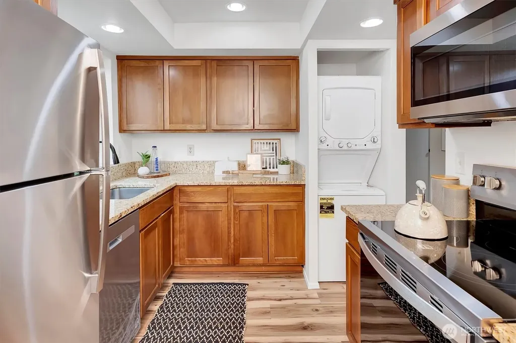 8642 164th Avenue NE Redmond WA 98052