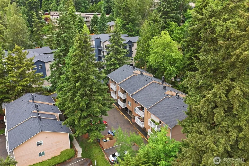 8642 164th Avenue NE Redmond WA 98052