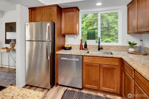 8642 164th Avenue NE Redmond WA 98052