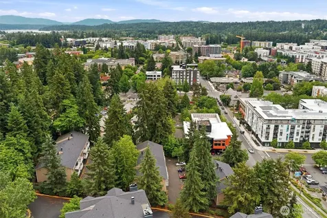8642 164th Avenue NE Redmond WA 98052