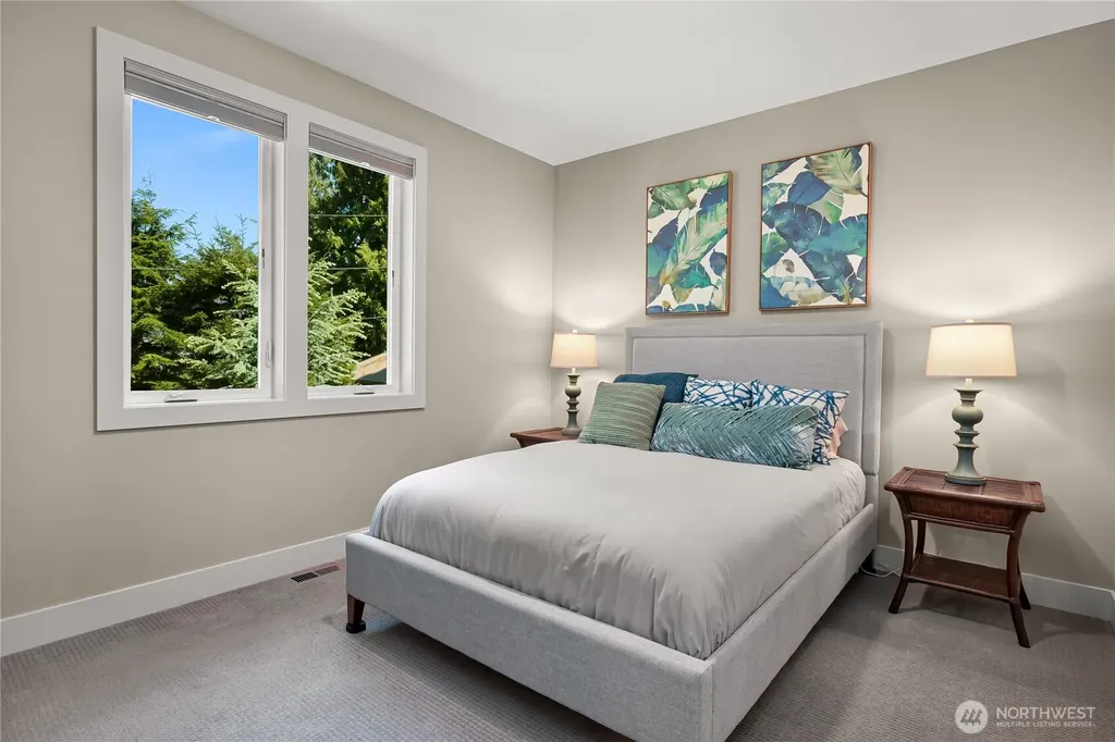 28 Strawberry Point Road Bellingham WA 98229